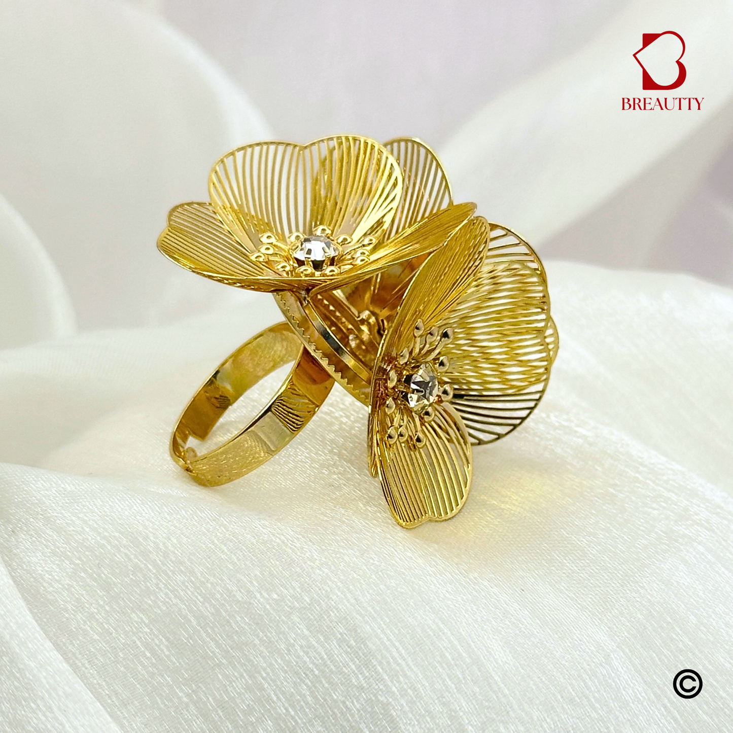 BREAUTTY 3D BUZZ FLOWER GOLDEN RING