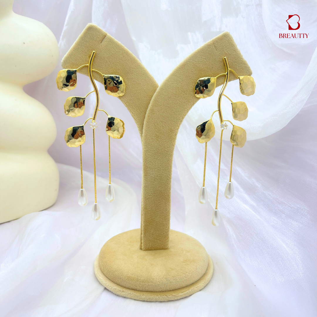 BREAUTTY 18K GOLD PLATED LEAF PETAL EARRINGS WITH PEARL: LUXURY STATEMENT JEWELRY FOR WOMEN