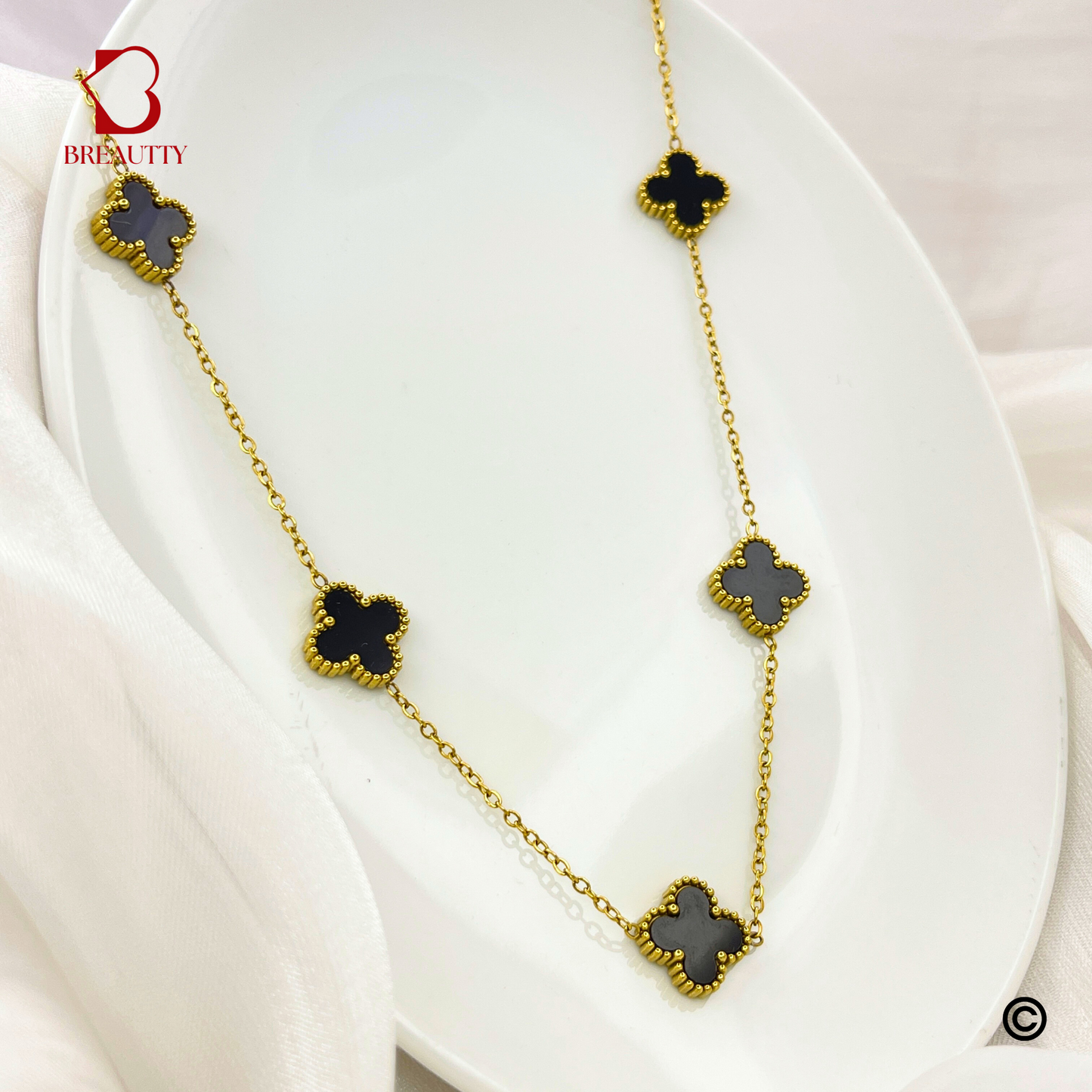 BREAUTTY 18K GOLD PLATED BLACK CLOVER CHAIN