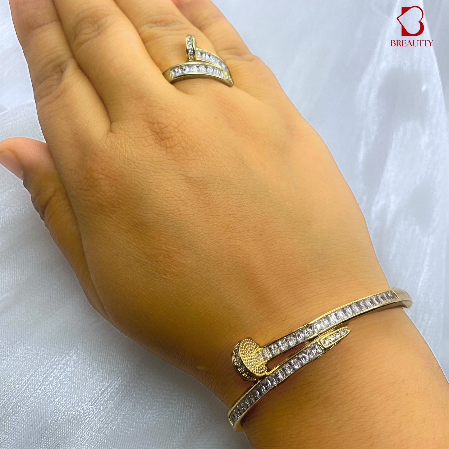 BREAUTTY GOLD-PLATED NAIL DESIGN BRACELET WITH RING