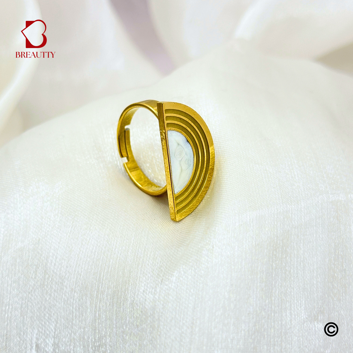 BREAUTTY HALF MOON MOP STONE RING | ADJUSTABLE