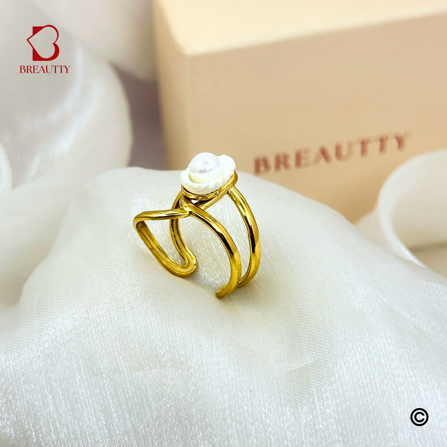 BREAUTTY SEA SHELL 18k GOLD PLATED RING | ADJUSTABLE