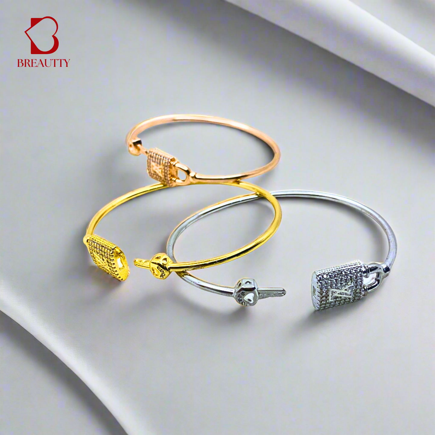 BREAUTTY 18K GOLD PLATED ANTI-TARNISH LOCK AND KEY STACK BRACELET SET