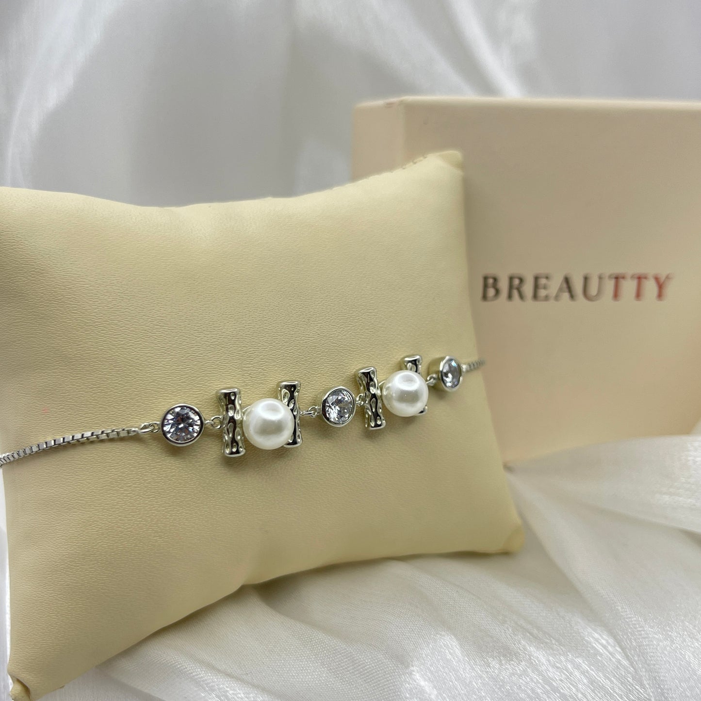 BREAUTTY 925 STERLING SILVER PEARL AND ZIRCON CHARM BRACELET | ADJUSTABLE