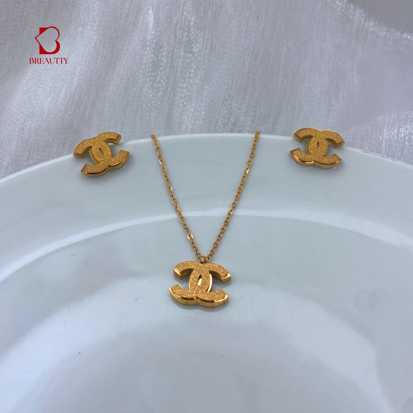 BREAUTTY ROSE GOLD-PLATED CHANEL INSPIRED PENDANT SET