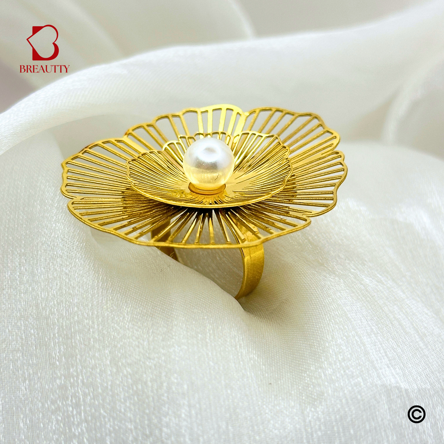 BREAUTTY GOLDEN 2D BIG FLOWER WITH PEARL RING | ADJUSTABLE