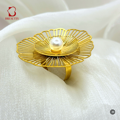 BREAUTTY GOLDEN 2D BIG FLOWER WITH PEARL RING | ADJUSTABLE