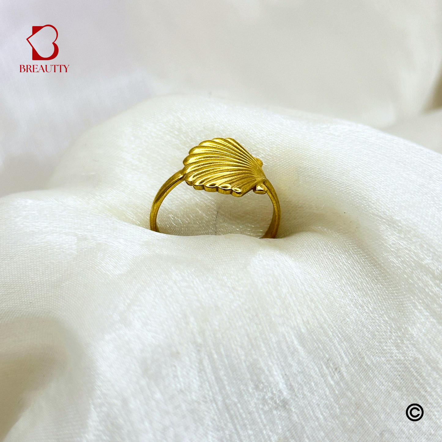 BREAUTTY SHELL SHIMMER 18K GOLD PLATED WATERPROOF LIGHTWEIGHT RING – ADJUSTABLE