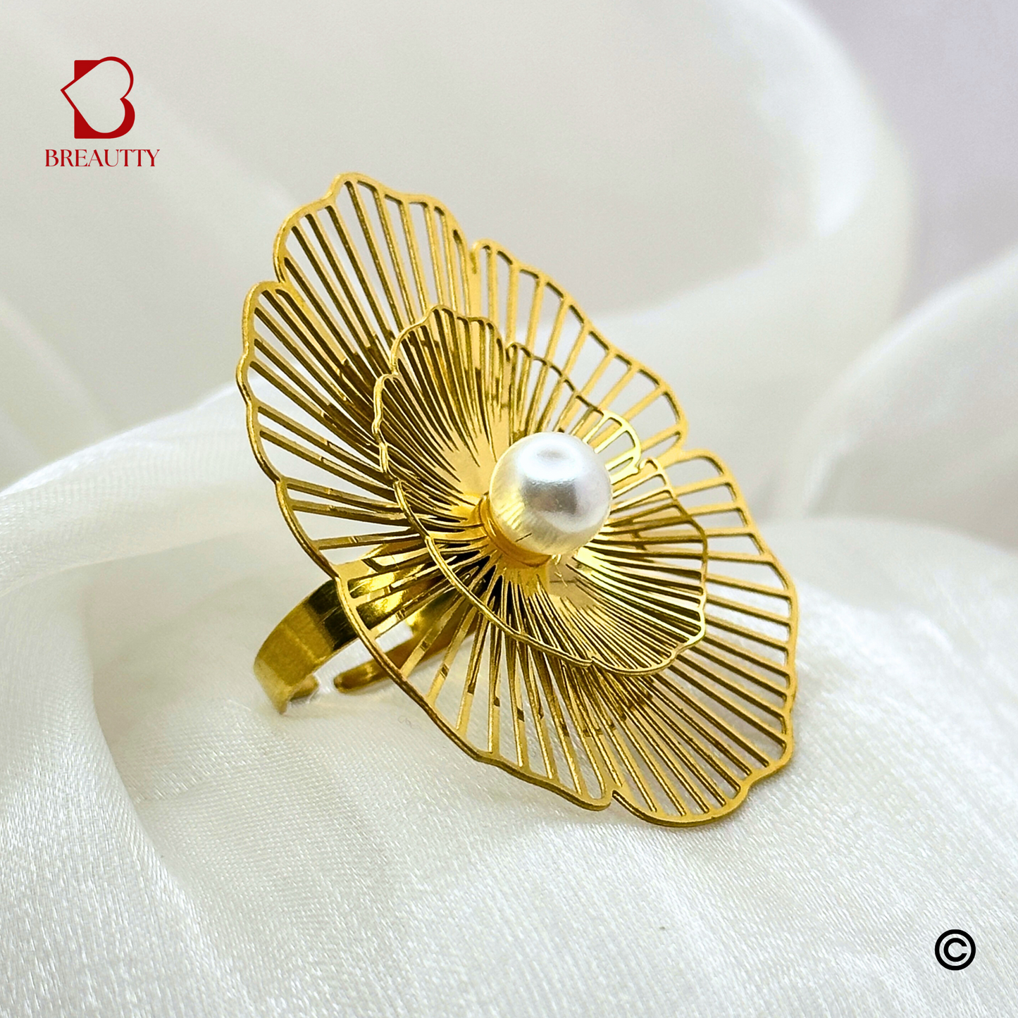 BREAUTTY GOLDEN 2D BIG FLOWER WITH PEARL RING | ADJUSTABLE