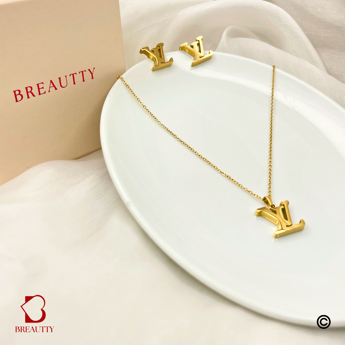 BREAUTTY 18K GOLD PLATED BRAND LETTERS  INSPIRED PENDANT SET