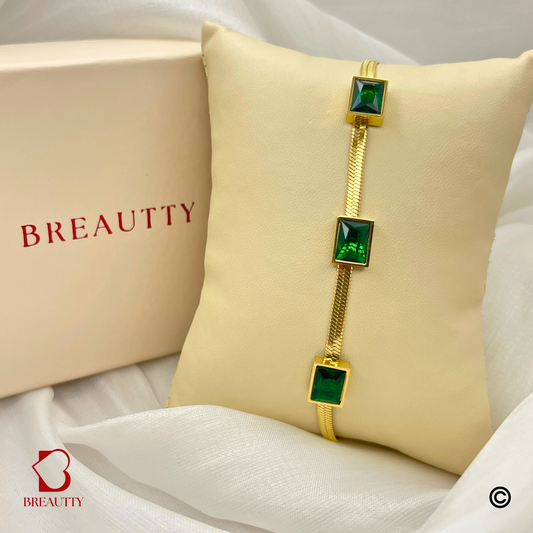 BREAUTTY 18K GOLD PLATED GREEN STONE STUDDED BRACELET