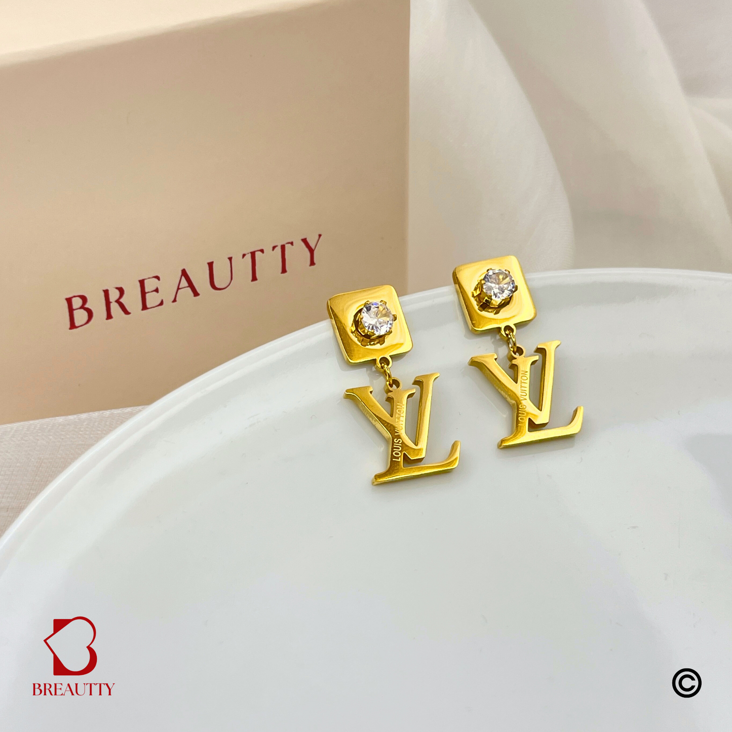 BREAUTTY 18K GOLD PLATED LOUIS VUITTON EARRINGS WITH STUDS