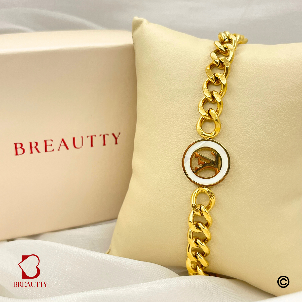BREAUTTY 18K GOLD PLATED BRAND L AND V INSPIRED BRACELET