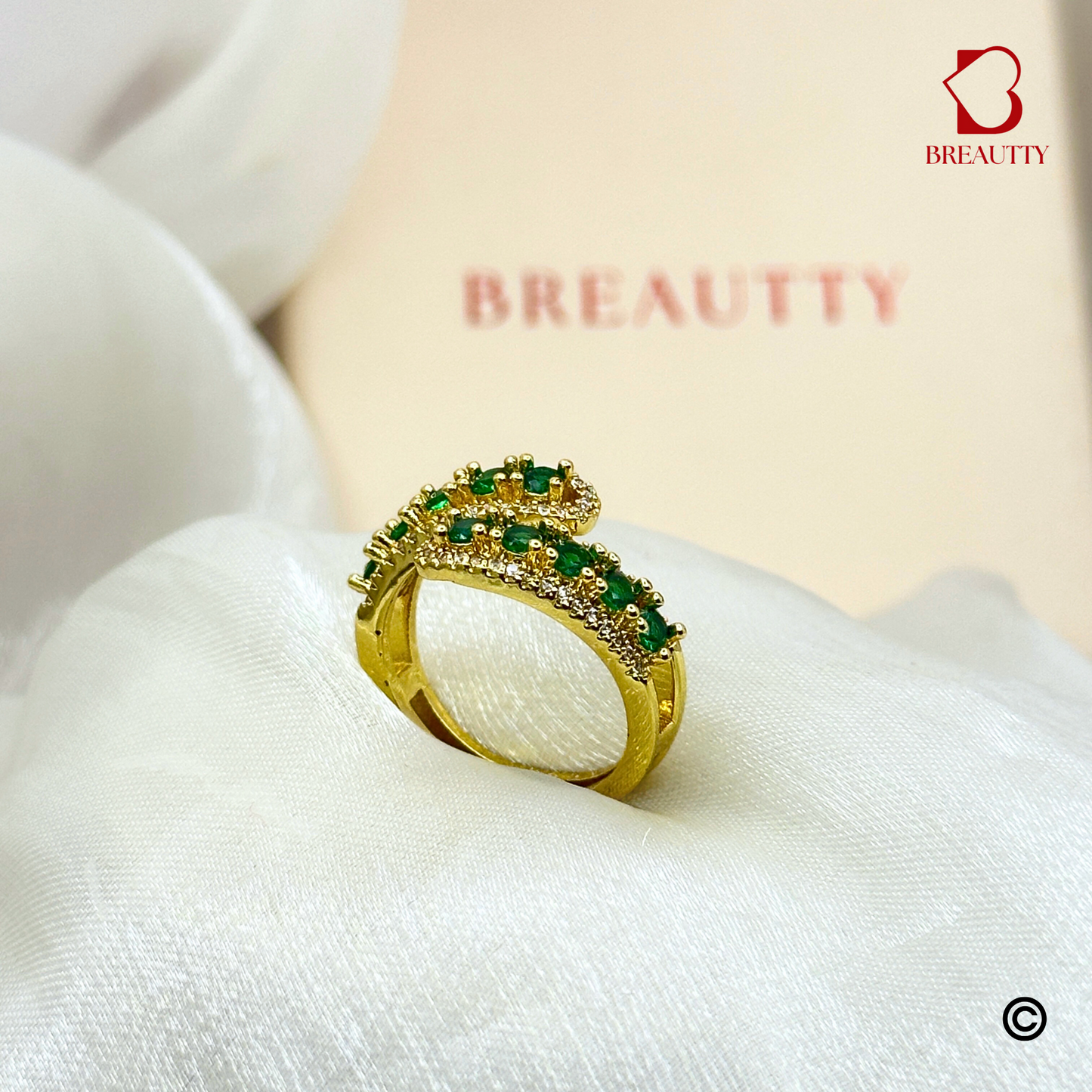 BREAUTTY EMERALD GREEN STONE RING | ADJUSTABLE