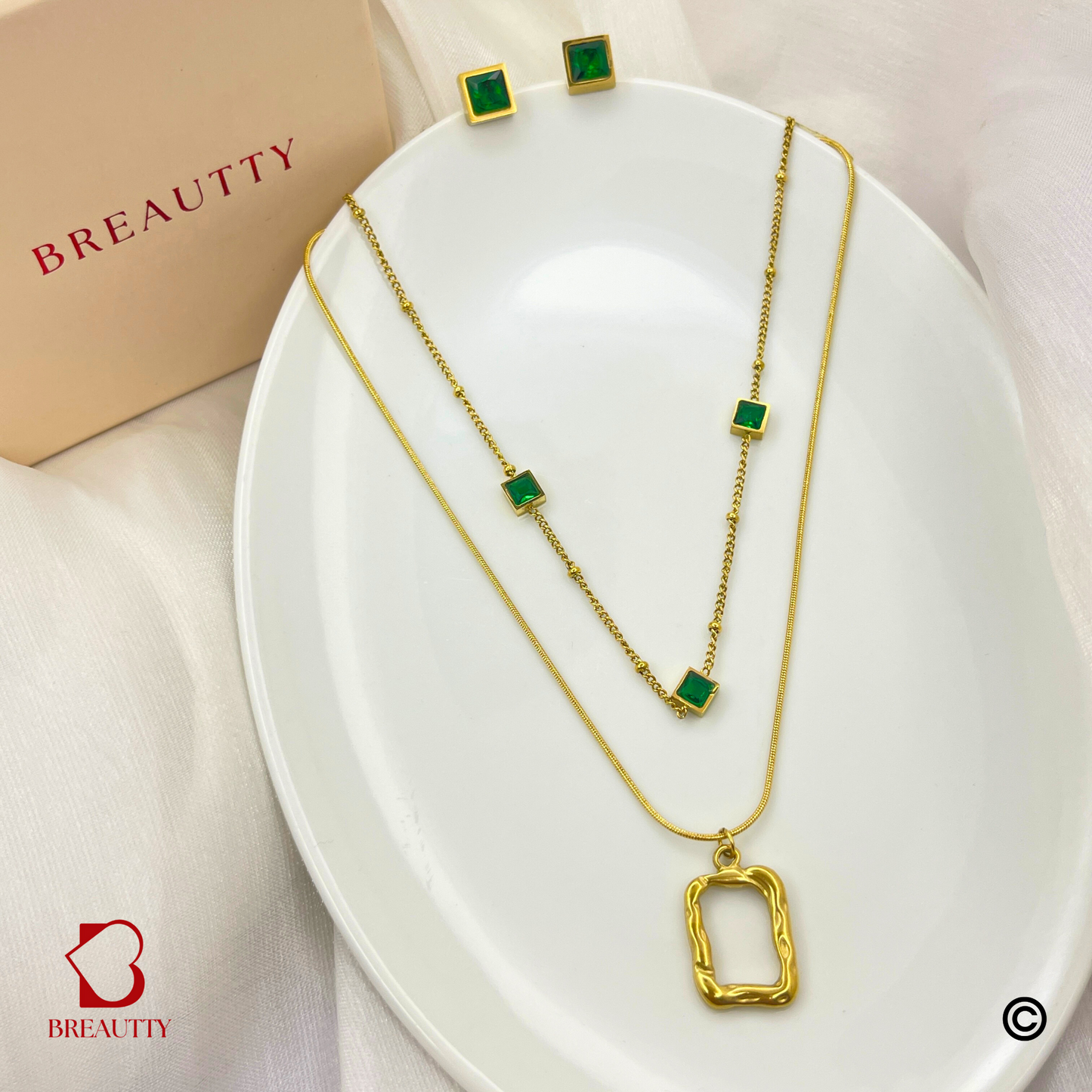 BREAUTTY 18K GOLD PLATED SQUARE EMERALD PENDANT SET