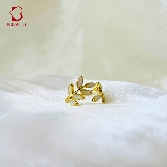 BREAUTTY 18K GOLD PLATED LEAF DESIGN RING | ADJUSTABLE