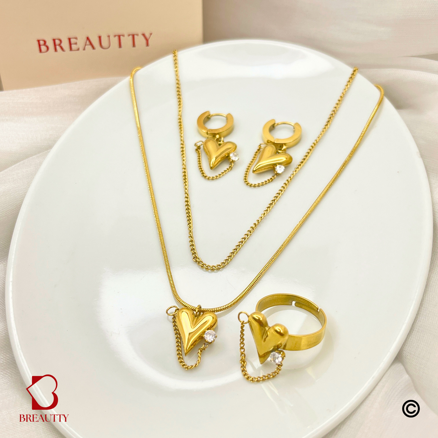 BREAUTTY LUXURIOUS 18K GOLD PLATED HEART WITH STUDS PENDANT SET