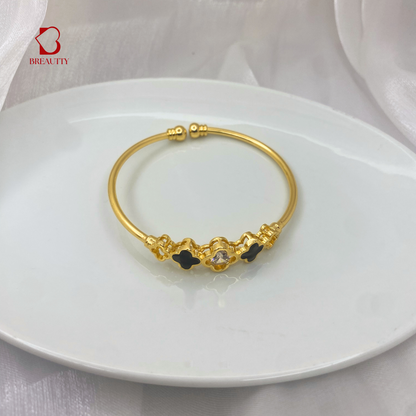 BREAUTTY 18K GOLD-PLATED BLACK CLOVER BRACELET SET