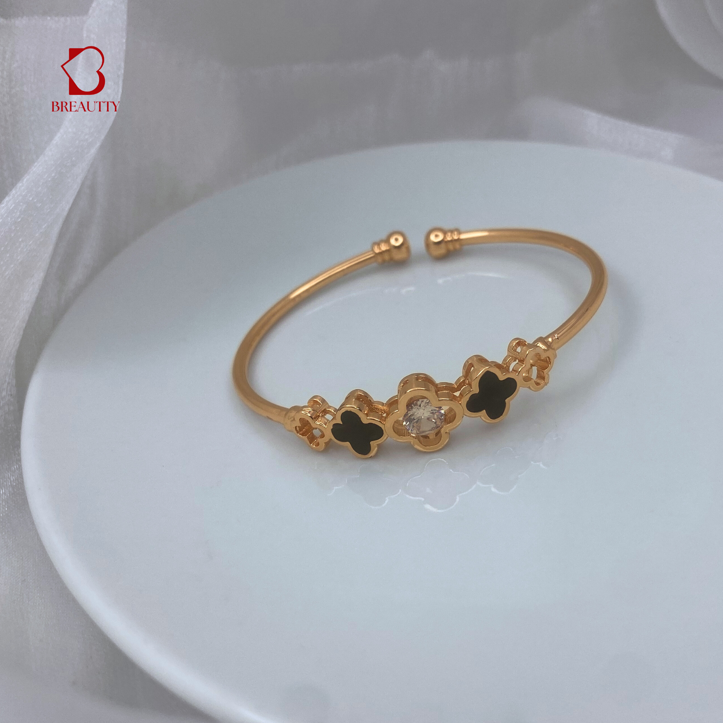 BREAUTTY 18K GOLD-PLATED BLACK CLOVER BRACELET SET