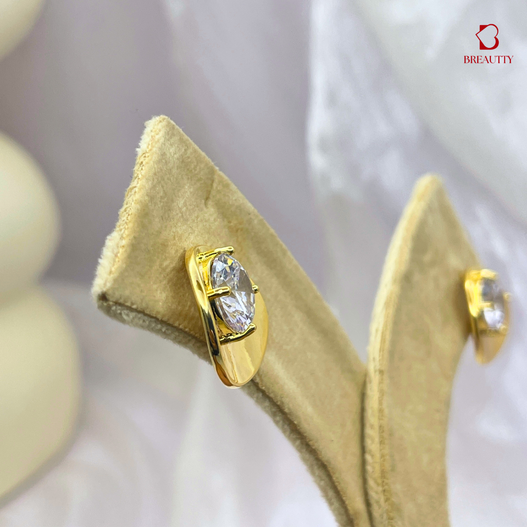 BREAUTTY CUBIC ZIRCONIA STUD EARRINGS: MINIMALIST EVERYDAY JEWELRY FOR A TIMELESS LOOK
