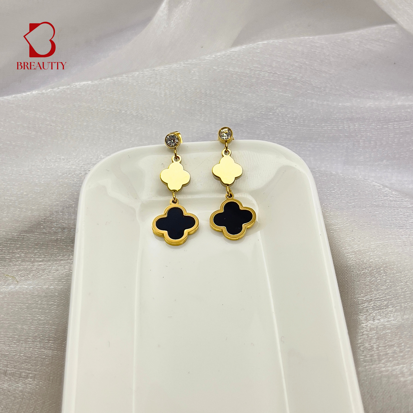 BREAUTTY 18K GOLD PLATED BLACK AND GOLD CLOVER CHARM EARRING