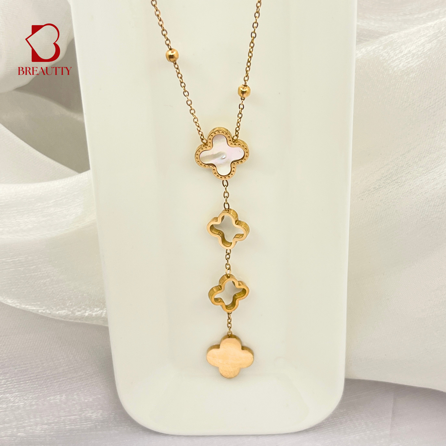 BREAUTTYELEGANT  LONGTAIL  18K GOLD PLATED CLOVER NECKPIECE