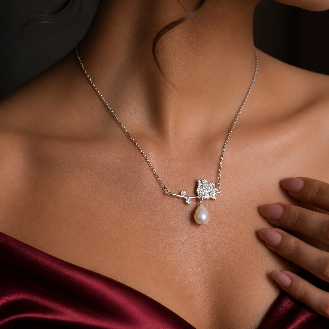 silver rose  with pearl necklace for woman