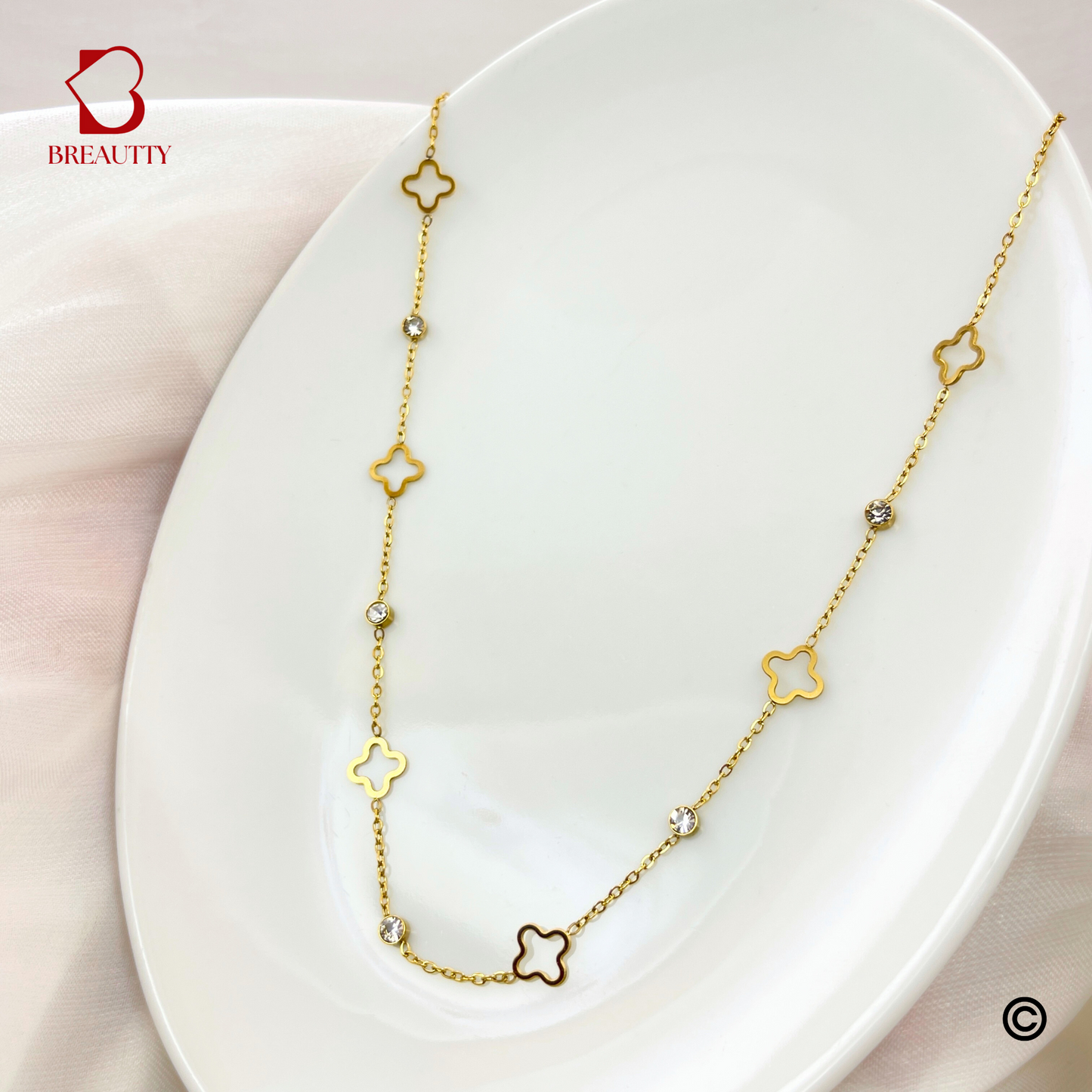 BREAUTTY 18K GOLD PLATED  HOLLOW CLOVER CHAIN FOR EVERYDAY LOOK