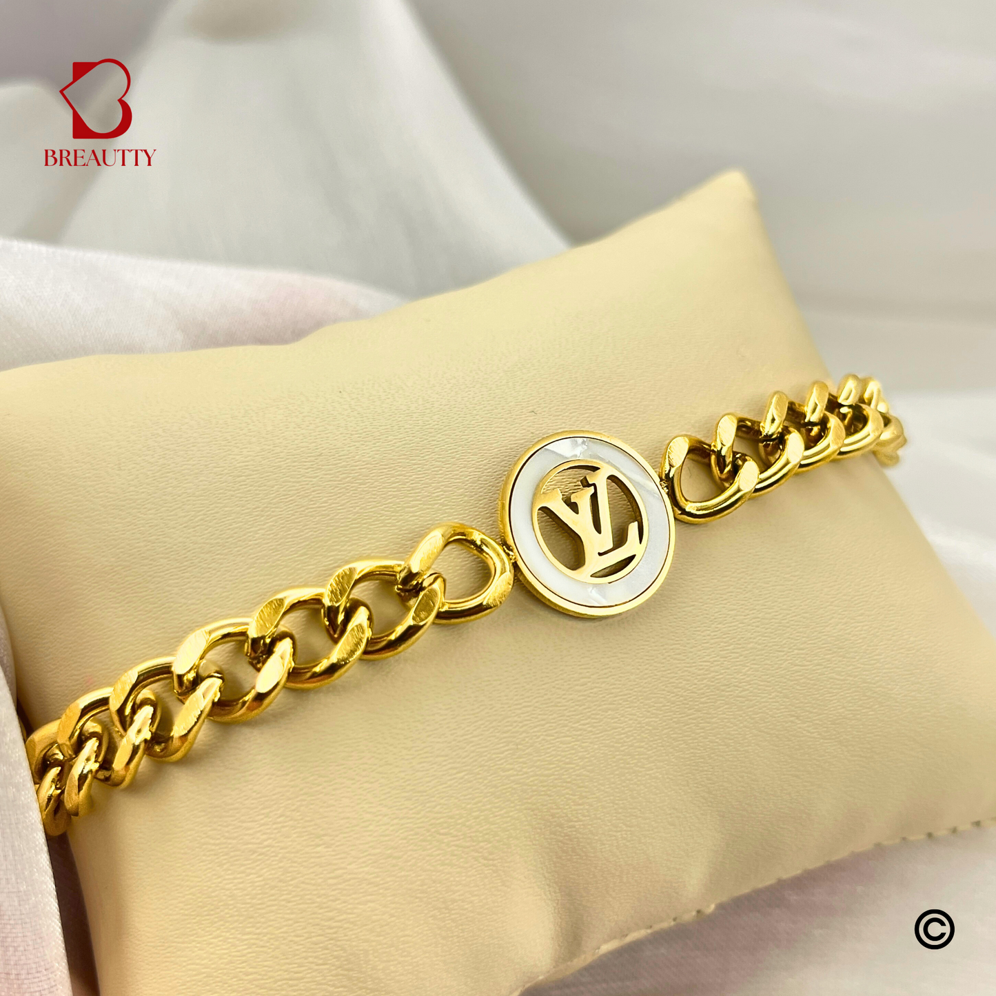 BREAUTTY 18K GOLD PLATED LV BRACELET