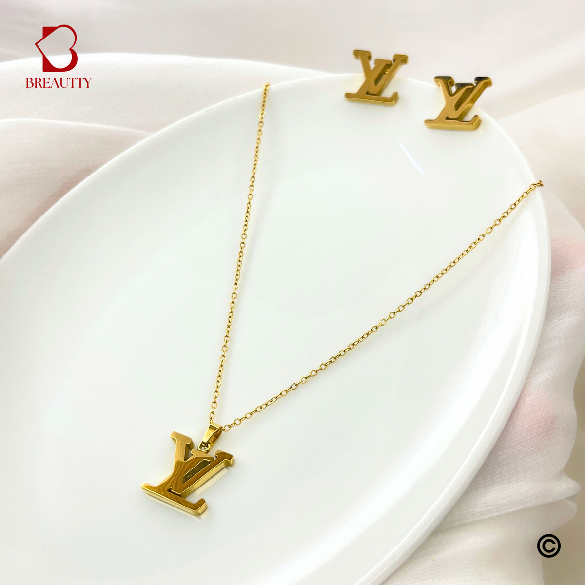 BREAUTTY 18K GOLD PLATED BRAND LETTERS  INSPIRED PENDANT SET