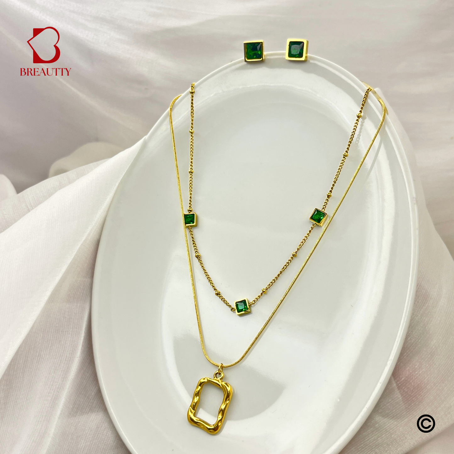 BREAUTTY 18K GOLD PLATED SQUARE EMERALD PENDANT SET