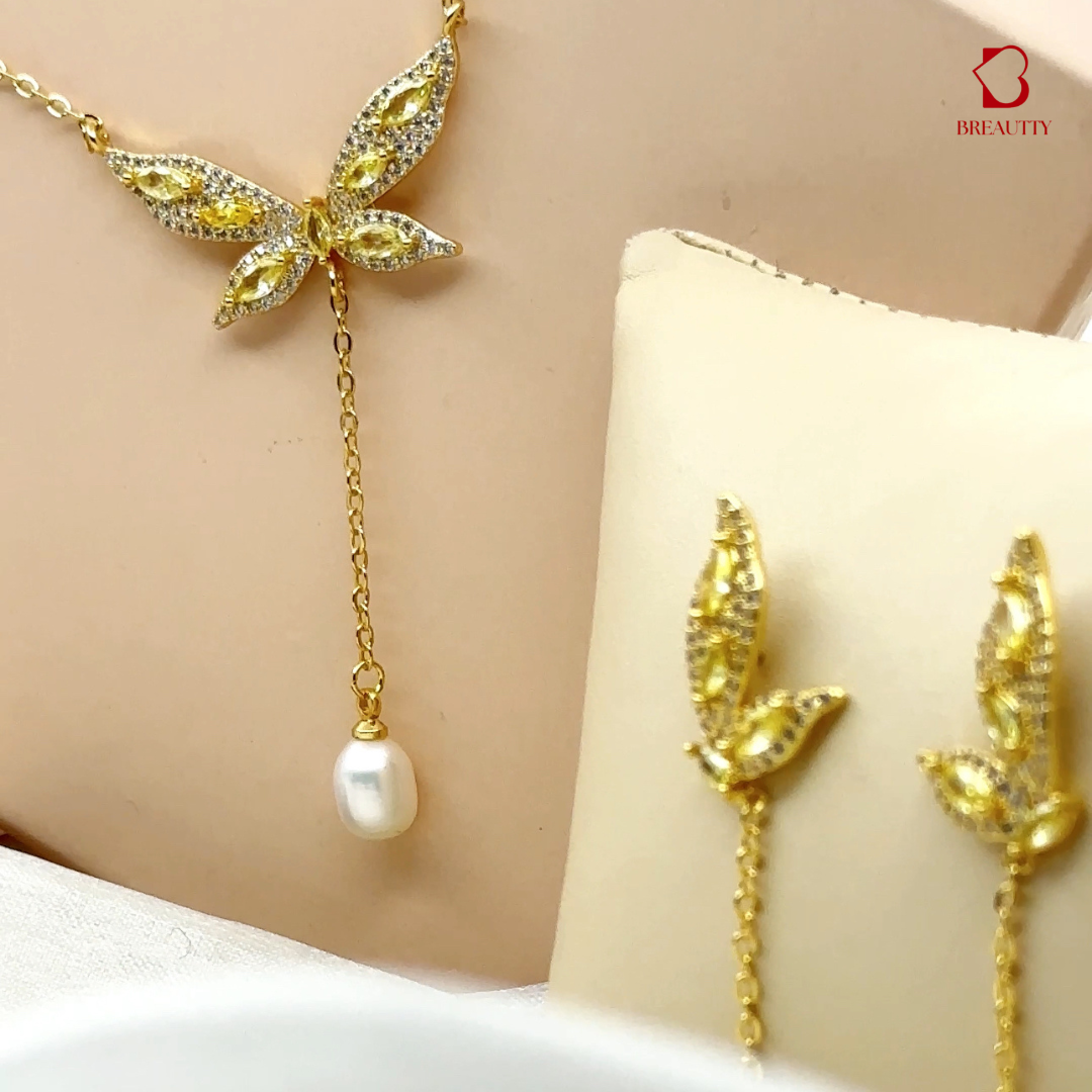 BREAUTTY SERAPHINA BUTTERFLY PEARL SET | 18K GOLD PLATED NECKLACE AND EARRINGS FOR WOMEN