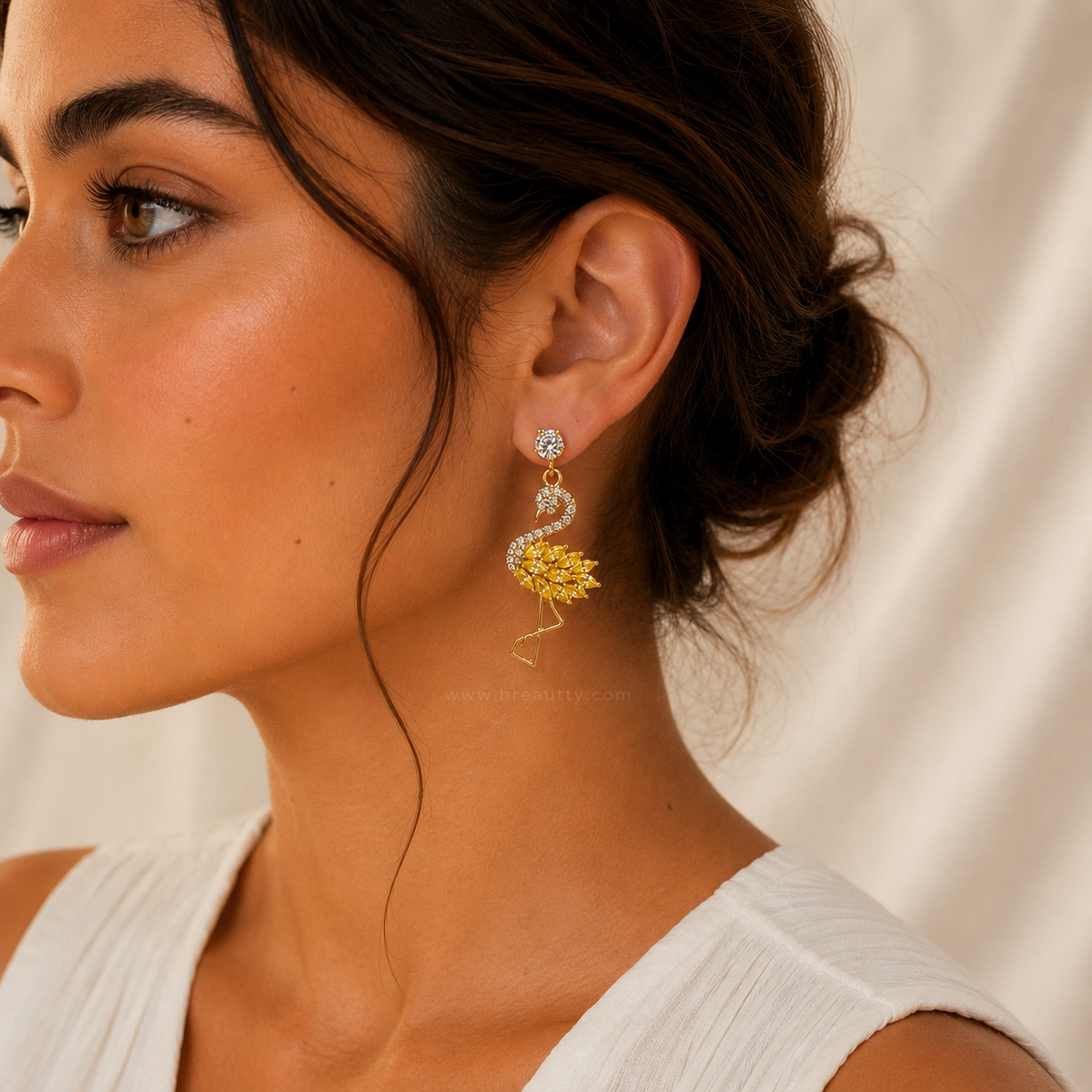 BREAUTTY GOLDEN FLAMINGO EARRINGS – GOLD PLATED CRYSTAL STATEMENT EARRINGS FOR WOMEN