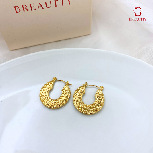 BREAUTTY 18K GOLD PLATED  TEXTURED GOLD HOOP EARRINGS