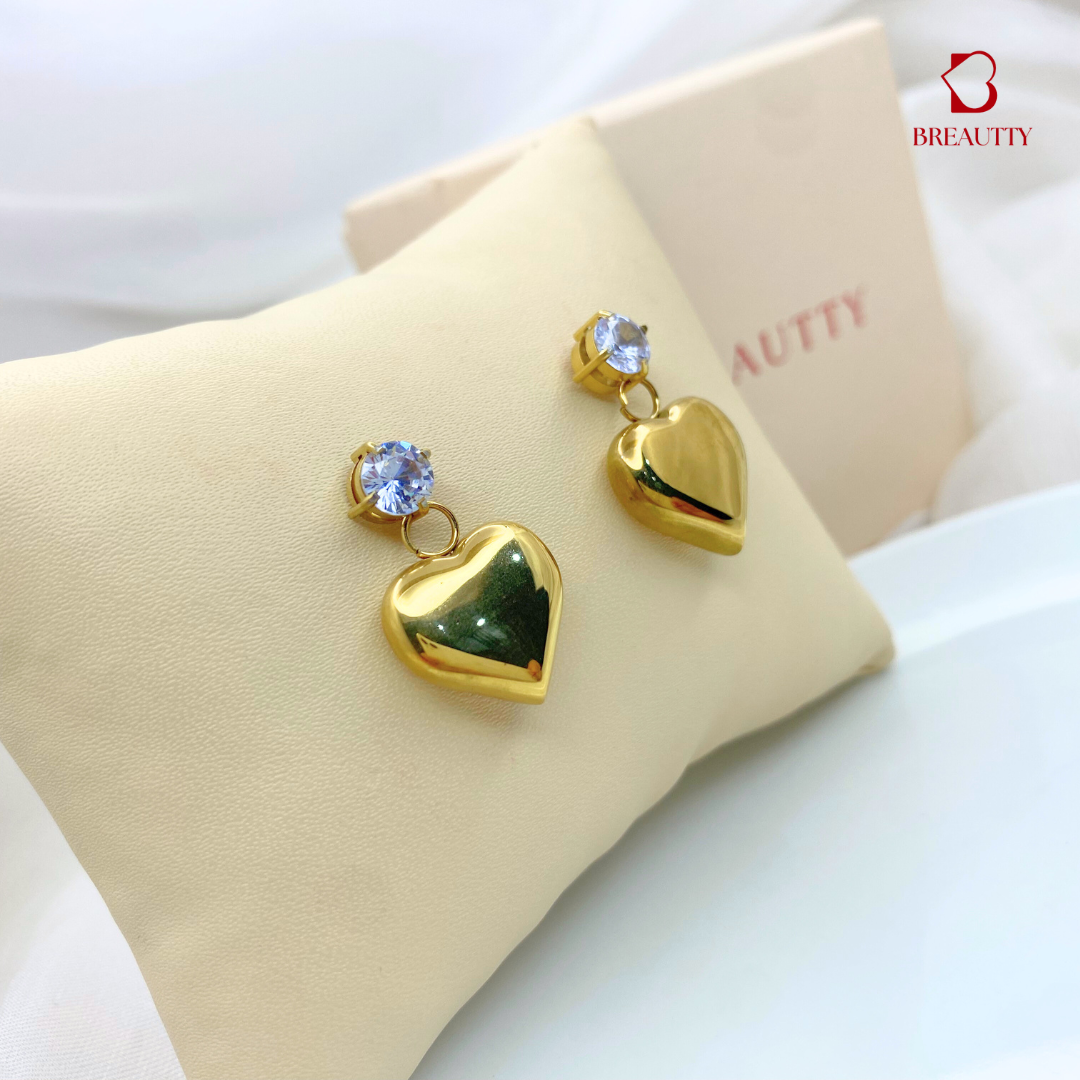 BREAUTTY 18K GOLD PLATED HEART SHAPE EARRINGS WITH SPARKLING CRYSTALS