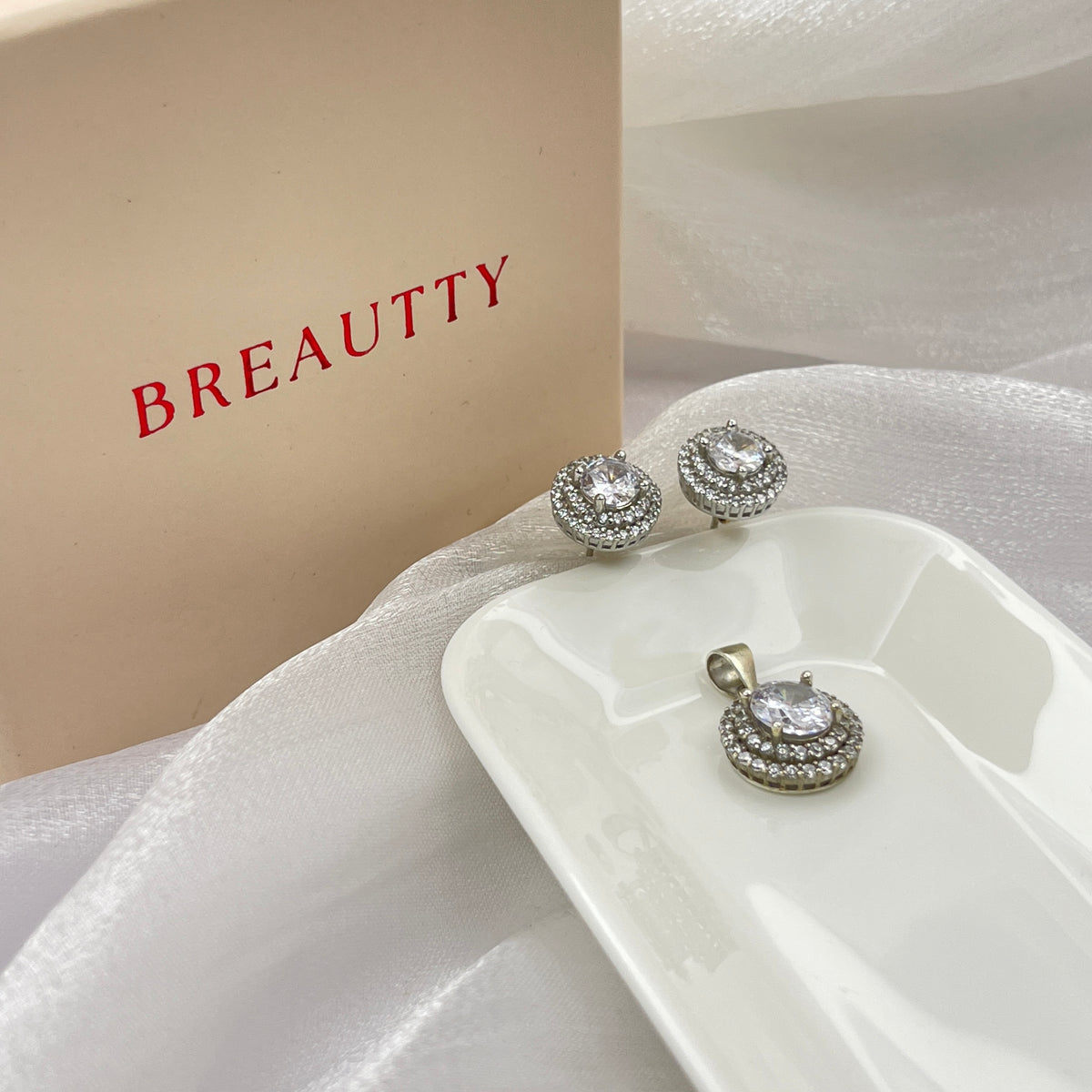 BREAUTTY 925 STERLING SILVER RADIANT ROUND STUDS PENDANT SET
