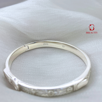 BREAUTTY LUXE BELT-INSPIRED CUFF BRACELET IN STERLING SILVER