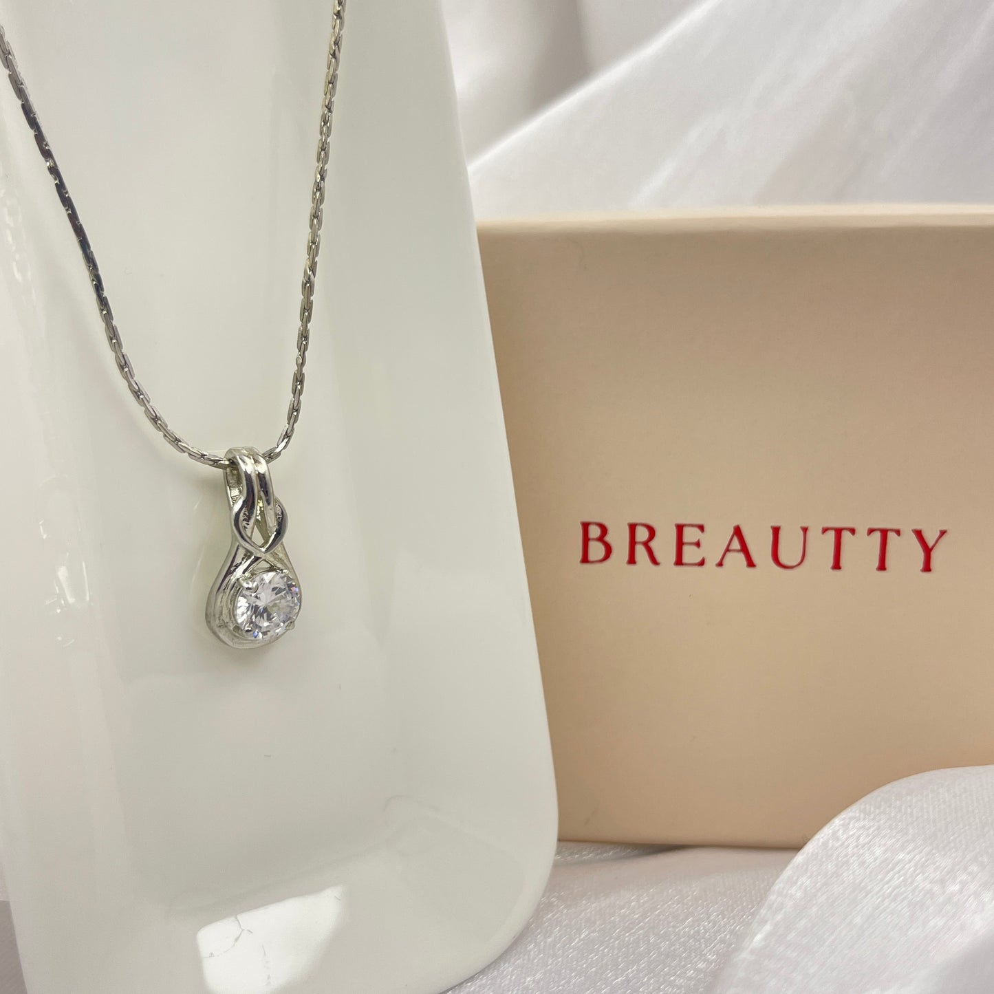 BREAUTTY 925 STERLING SILVER SOLITAIRE PENDANT CHAIN