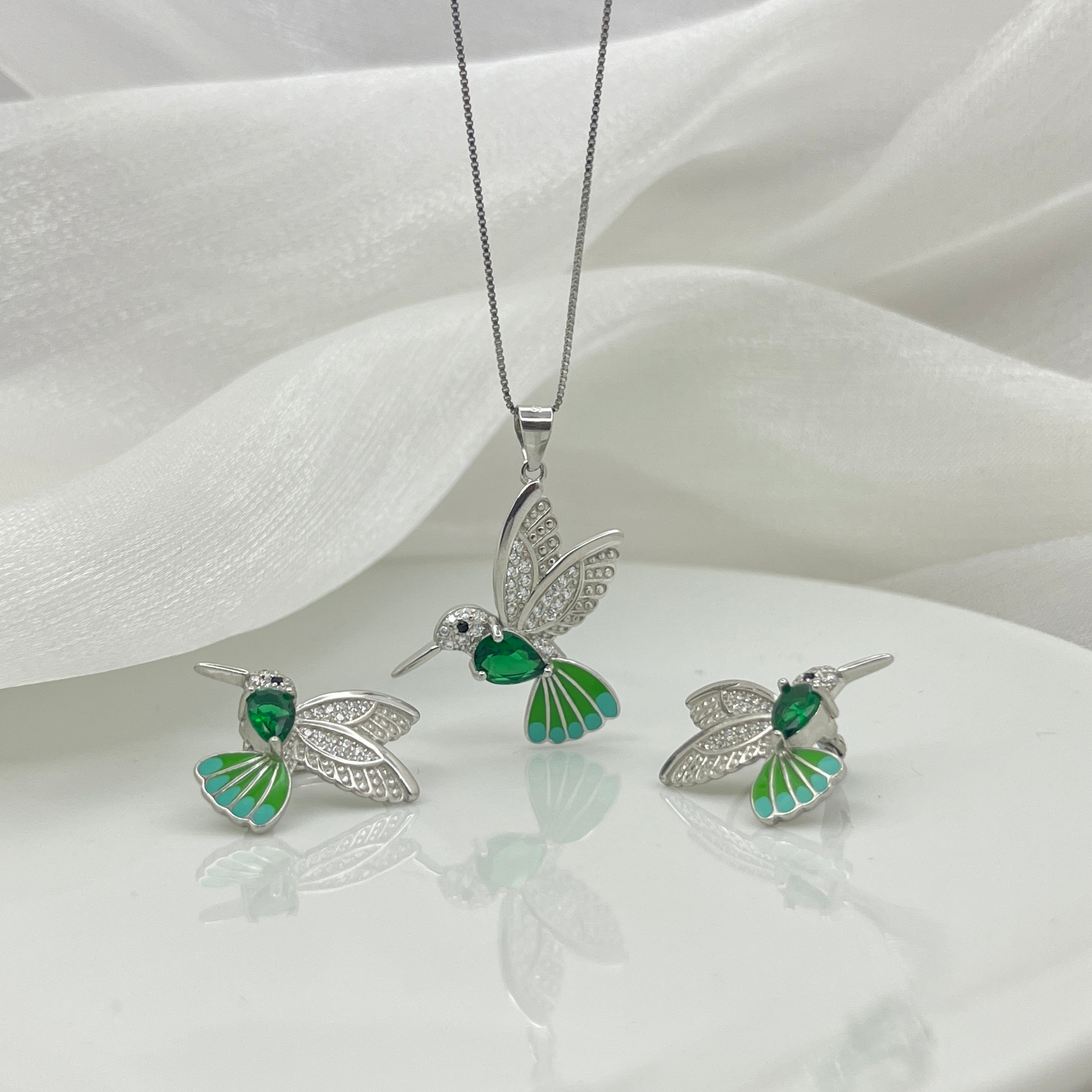 HUMMING BIRD LUCKY PENDANT SET. Crafted from high-quality 925 sterling silver
